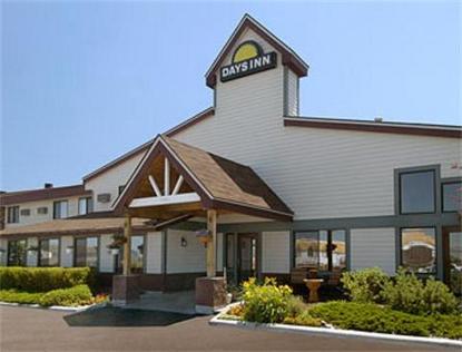  The Days Inn offers clean and simple rooms for those who are traveling on a budget.
